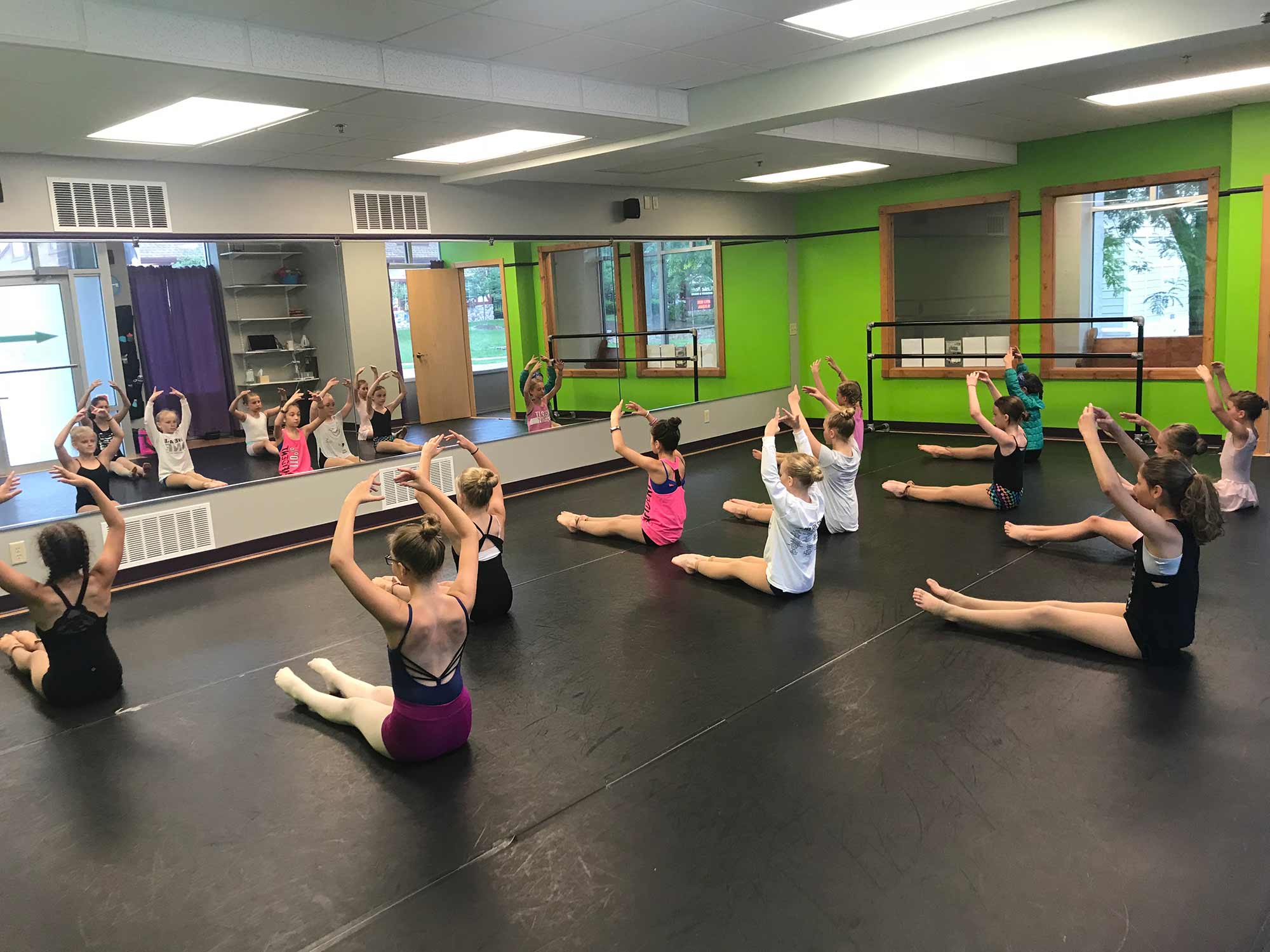 Ultimate Leap Dance Center Dance Class Rehearsal